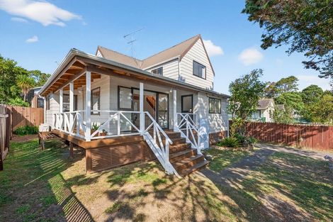 Photo of property in 2/36 Gatman Street, Birkdale, Auckland, 0626