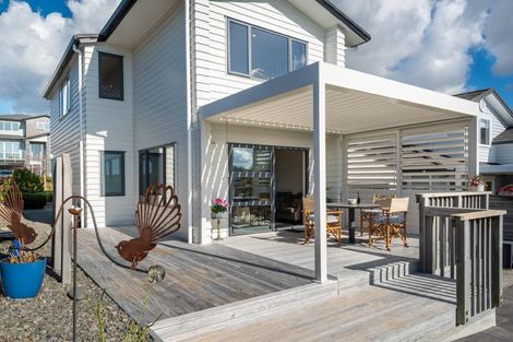 Photo of property in 31 Cavalli Road, Long Bay, Auckland, 0630