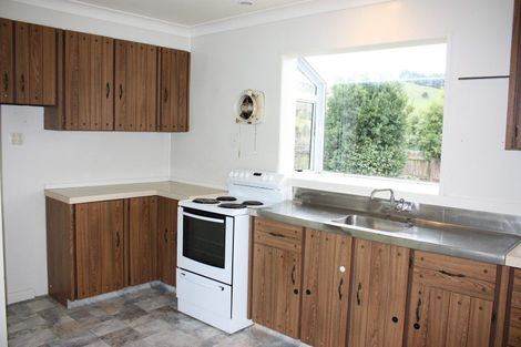 Photo of property in 688 Rotohiwi Road, Flemington, Waipukurau, 4282