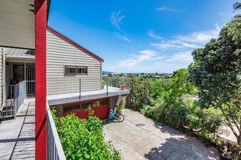 Photo of property in 40 Hicks Crescent, Waikanae Beach, Waikanae, 5036