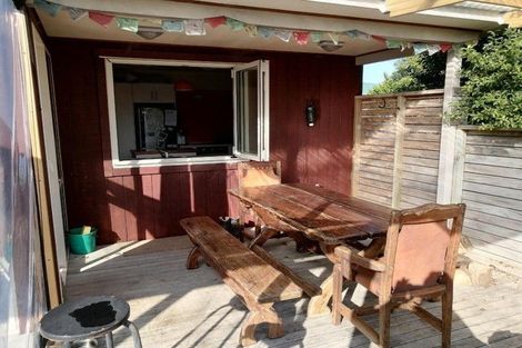 Photo of property in 19 Cumming Street, Okato, 4335