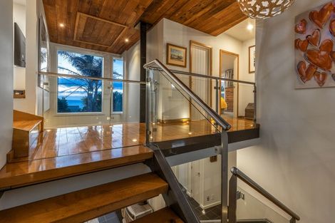 Photo of property in 13 Karekare Road, Raumati South, Paraparaumu, 5032