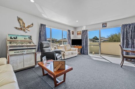 Photo of property in 10a Seymour Place, Bellevue, Tauranga, 3110
