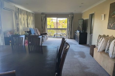 Photo of property in 88a Kirton Drive, Riverstone Terraces, Upper Hutt, 5018