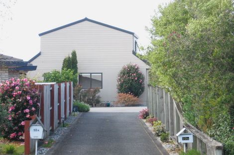 Photo of property in 10a The Green, Mount Maunganui, 3116