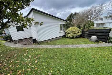 Photo of property in 14 Rajkot Terrace, Broadmeadows, Wellington, 6035