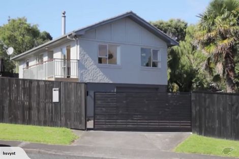 Photo of property in 12 Devonshire Road, Unsworth Heights, Auckland, 0632