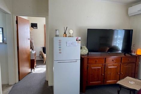 Photo of property in 2/1305 Cardiff Place, Mayfair, Hastings, 4122