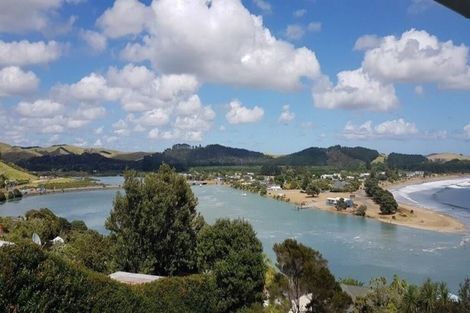 Photo of property in 3 Bush Point Road, Cable Bay, 0420