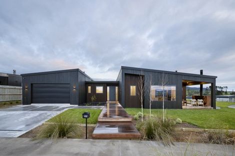 Photo of property in 44 Rangitahi Road, Raglan, 3225