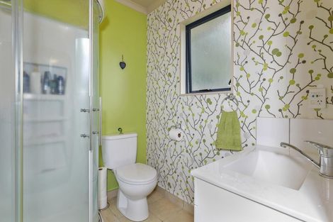 Photo of property in 6 Caulfield Place, Pukehangi, Rotorua, 3015