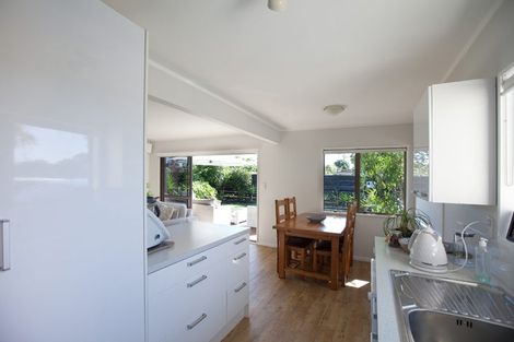 Photo of property in 37 Hawea Street, Mount Maunganui, 3116