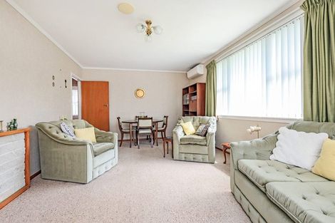 Photo of property in 2/34 Te Aute Road, Havelock North, 4130