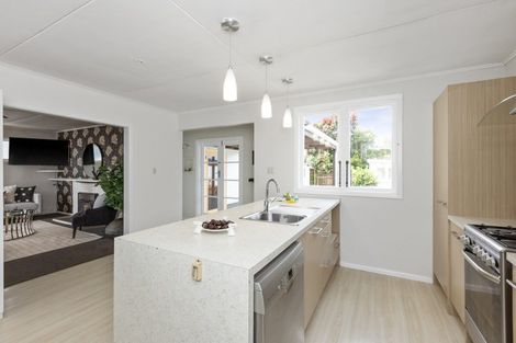 Photo of property in 19 Shrimpton Road, Haumoana, 4102