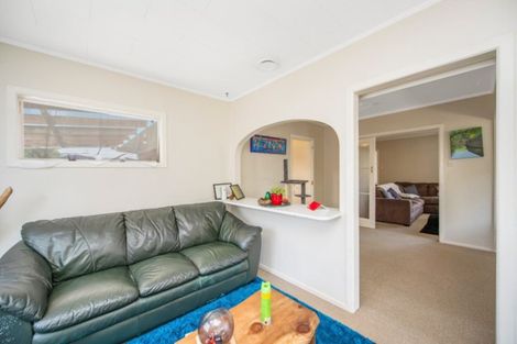 Photo of property in 33 Springfield Crescent, Enderley, Hamilton, 3214