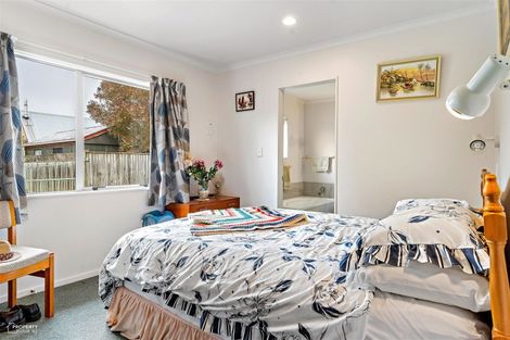 Photo of property in 10 Massey Place, Masterton, 5810