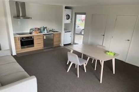 Photo of property in 4/9 Hibiscus Avenue, Hamilton Lake, Hamilton, 3204