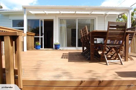 Photo of property in 29 Hebron Road, Waiake, Auckland, 0630