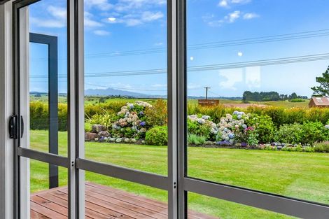 Photo of property in 281 Upland Road, Tarurutangi, New Plymouth, 4372