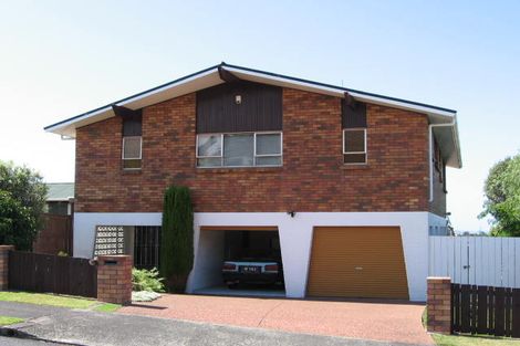 Photo of property in 1/3 Morice Place, Torbay, Auckland, 0630