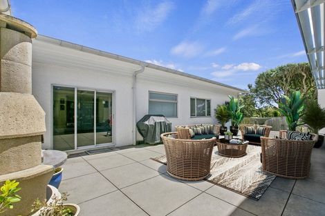 Photo of property in 29c Hamblyn Street, Strandon, New Plymouth, 4312