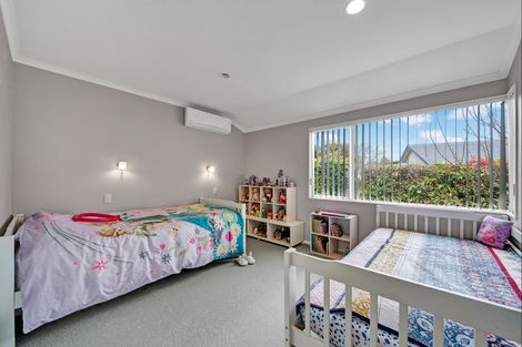 Photo of property in 10d Shelter Grove, Frankleigh Park, New Plymouth, 4310