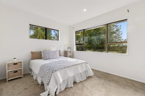 Photo of property in 1/22 Gibbons Road, Weymouth, Auckland, 2103