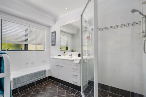 Photo of property in 148 Gravatt Road, Papamoa Beach, Papamoa, 3118