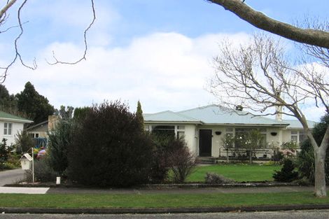 Photo of property in 8 Richmond Avenue, Takaro, Palmerston North, 4410