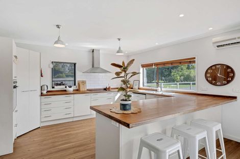 Photo of property in 139d High Street, Oxford, 7430