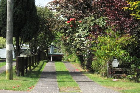 Photo of property in 100b Grand Vue Road, Kawaha Point, Rotorua, 3010