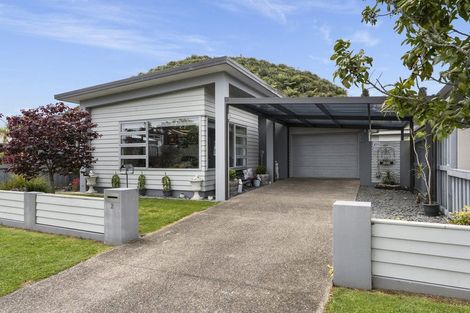Photo of property in 21 Lakeview Quay, Pyes Pa, Tauranga, 3112