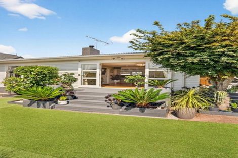 Photo of property in 1/7a Corunna Road, Milford, Auckland, 0620