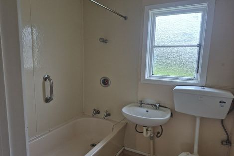 Photo of property in 43 Peel Street, Westport, 7825