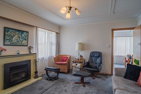 Photo of property in 28 Saint George Street, Watlington, Timaru, 7910