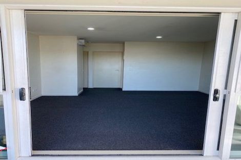 Photo of property in 29/30 Mathesons Road, Phillipstown, Christchurch, 8011