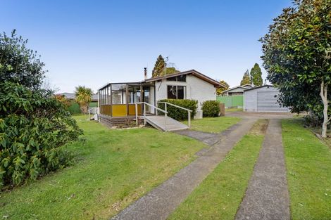 Photo of property in 33 Kowhai Street, Inglewood, 4330