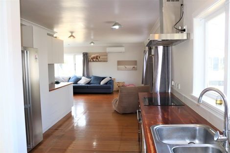 Photo of property in 2/57 Mahia Road, Manurewa, Auckland, 2102