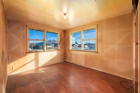 Photo of property in 222 Burwood Road, Burwood, Christchurch, 8083