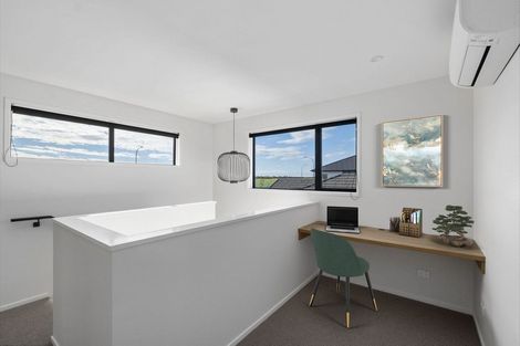 Photo of property in 212 The Boulevard, Papamoa Beach, Papamoa, 3118