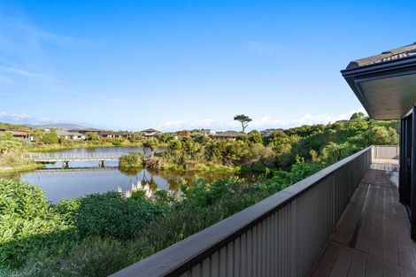 Photo of property in 25 Pateke Way, Paraparaumu Beach, Paraparaumu, 5032