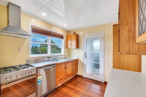 Photo of property in 38 Cyclarama Crescent, Massey, Auckland, 0614