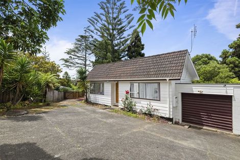 Photo of property in 1/10 Halder Place, Torbay, Auckland, 0632