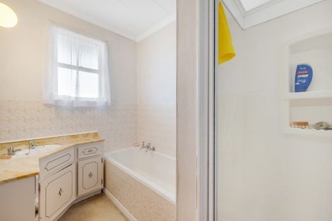 Photo of property in 14 Nelson Street, Howick, Auckland, 2014