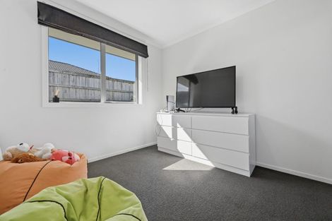 Photo of property in 1 Antrim Glade, Welcome Bay, Tauranga, 3175