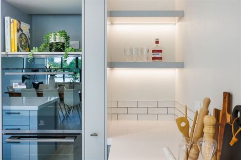 Photo of property in 92 Jickell Street, Hokowhitu, Palmerston North, 4410