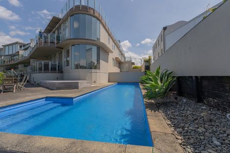 Photo of property in 202/1 Victoria Street, Whitianga, 3510