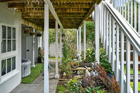 Photo of property in 196 Wade River Road, Wade Heads, Whangaparaoa, 0932