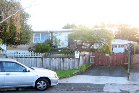 Photo of property in 10 Lomas Place, Manurewa, Auckland, 2102