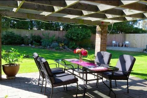 Photo of property in 32 Arkwright Place, Halswell, Christchurch, 8025